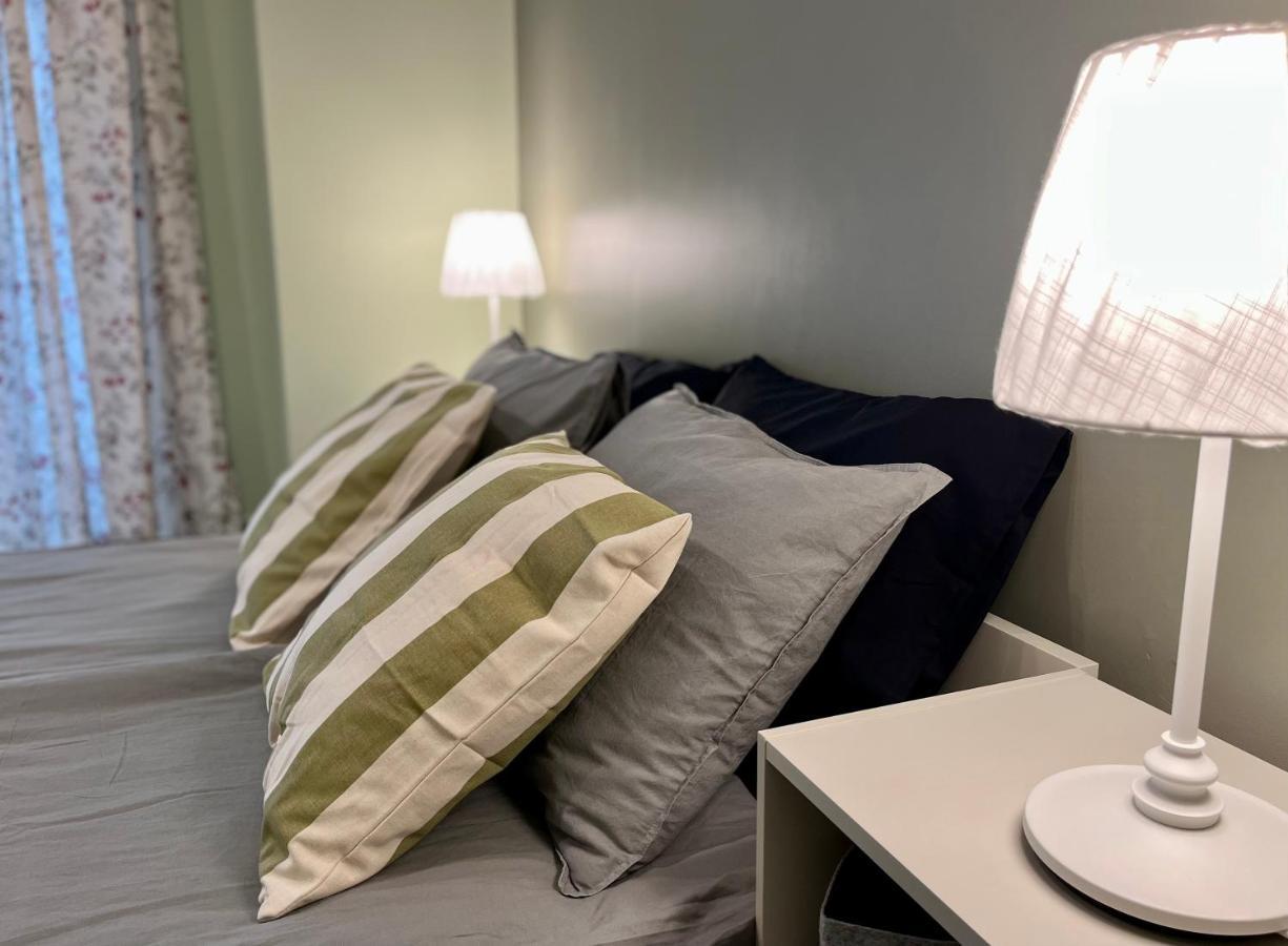 Cozy Vibes Like Home It Is Quiet Apartment With Three Bedrooms Ryga Zewnętrze zdjęcie