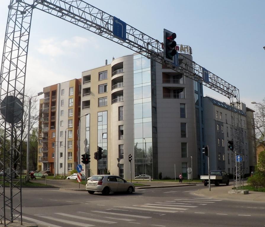 Cozy Vibes Like Home It Is Quiet Apartment With Three Bedrooms Ryga Zewnętrze zdjęcie